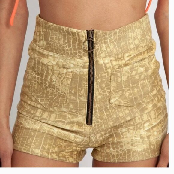 Urban Outfitters Yellow Snakeskin High Rise Shorts Large Zipper Detail - Picture 1 of 12